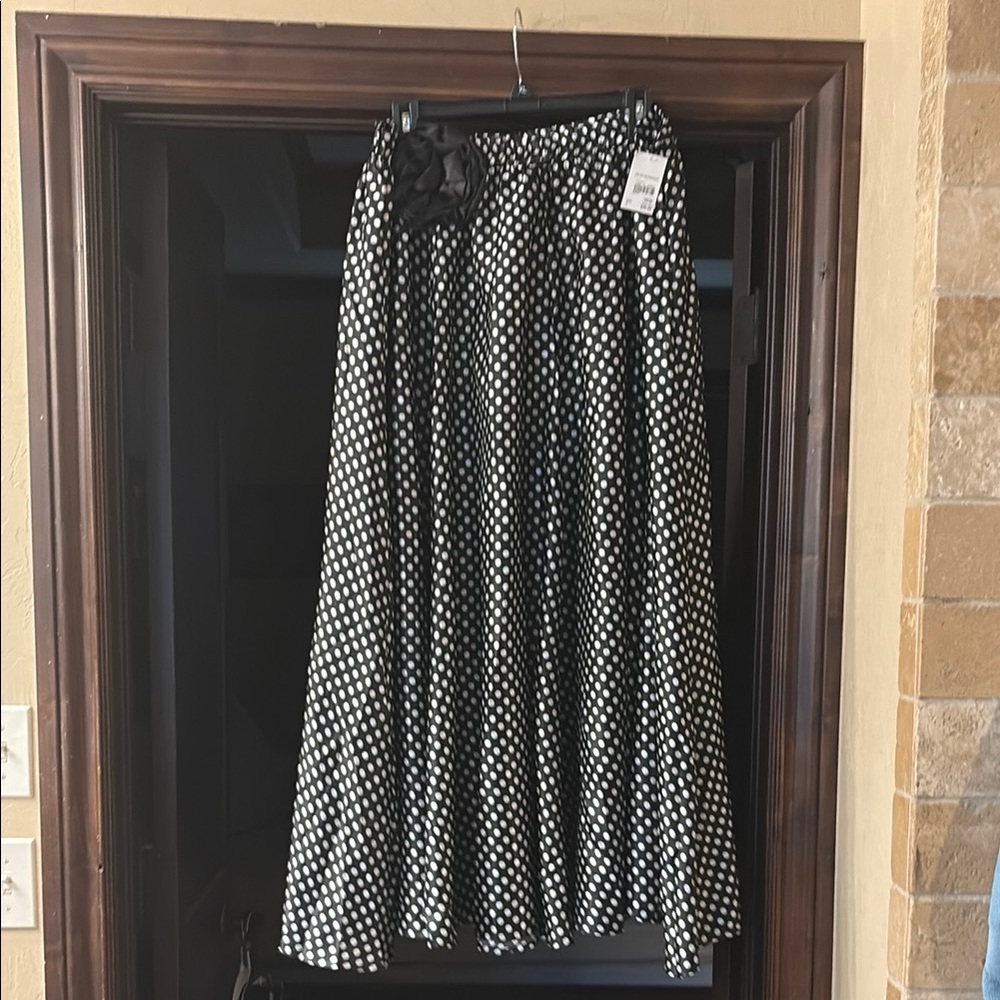 Cato Black and White Maxi A-Line Skirt with Pleats